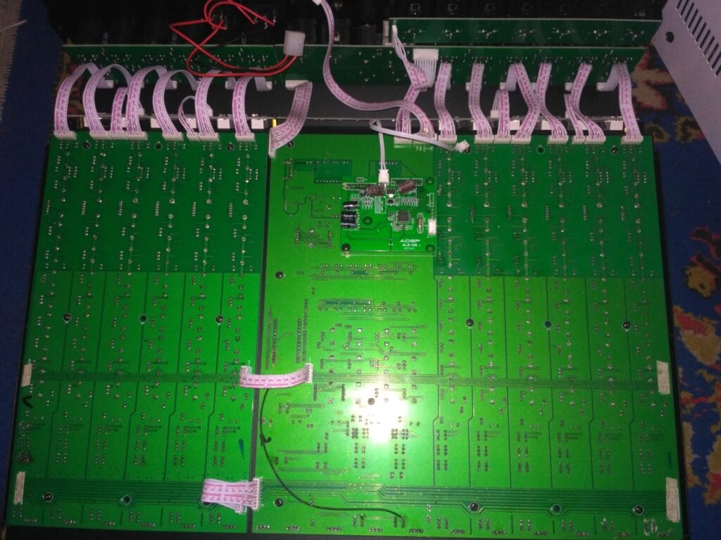 Ashley Hero 12 Dalam